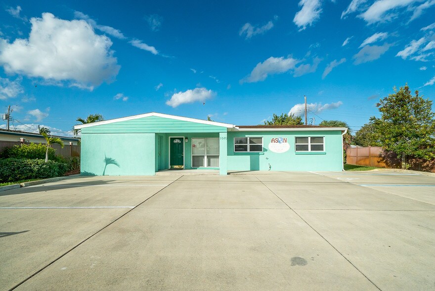 More Photos Of 1840 Sarno Rd, Melbourne Office For Sale