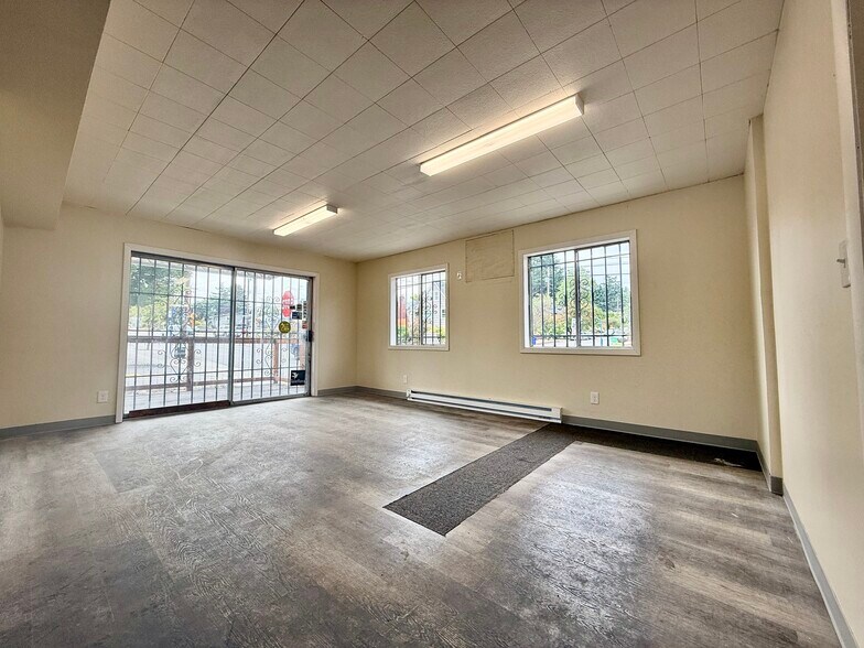 More Photos Of 6405 NE Glisan St, Portland Freestanding For Lease