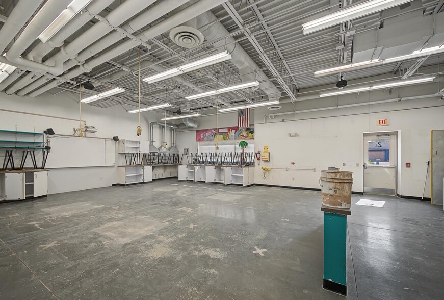 More Photos Of 1600 26th St, Monroe Schools For Sale