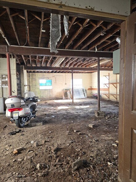 More Photos Of 84 Locust Ave, Wallington Multifamily For Sale