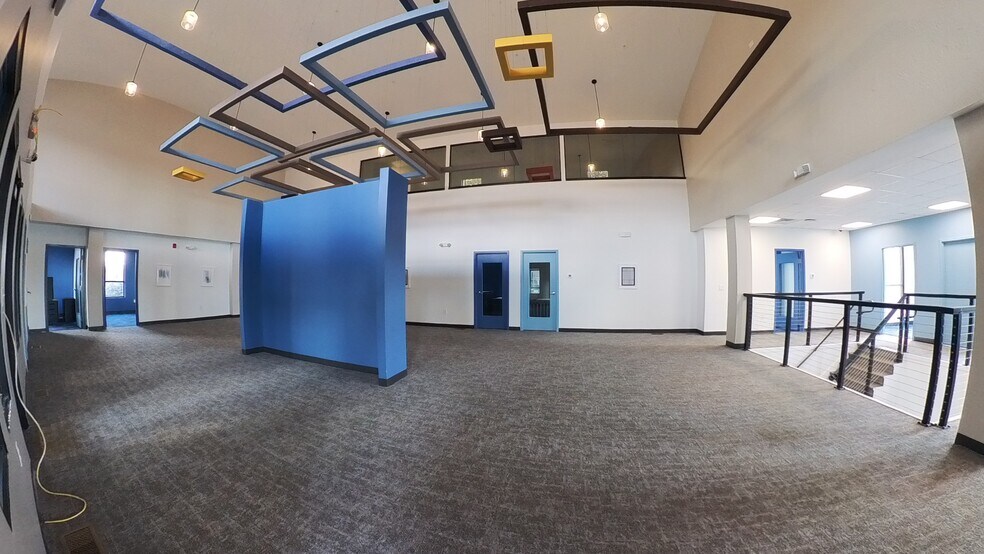 More Photos Of 3809 E 82nd St, Indianapolis Freestanding For Lease