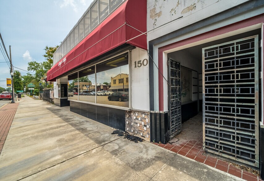 More Photos Of 150-162 S Seguin Ave, New Braunfels Office For Lease
