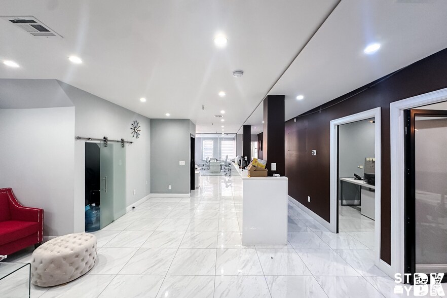 More Photos Of 1274 Fulton St, Brooklyn Storefront Retail Office For Lease