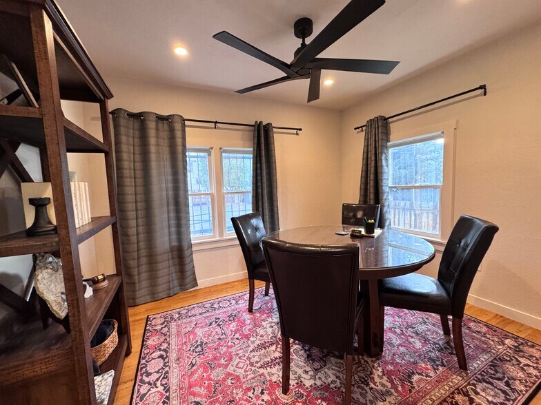 More Photos Of 1936 Shasta St, Redding Office For Sale