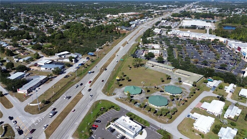 More Photos Of 32379 Broadway St, Sebring Storefront For Sale