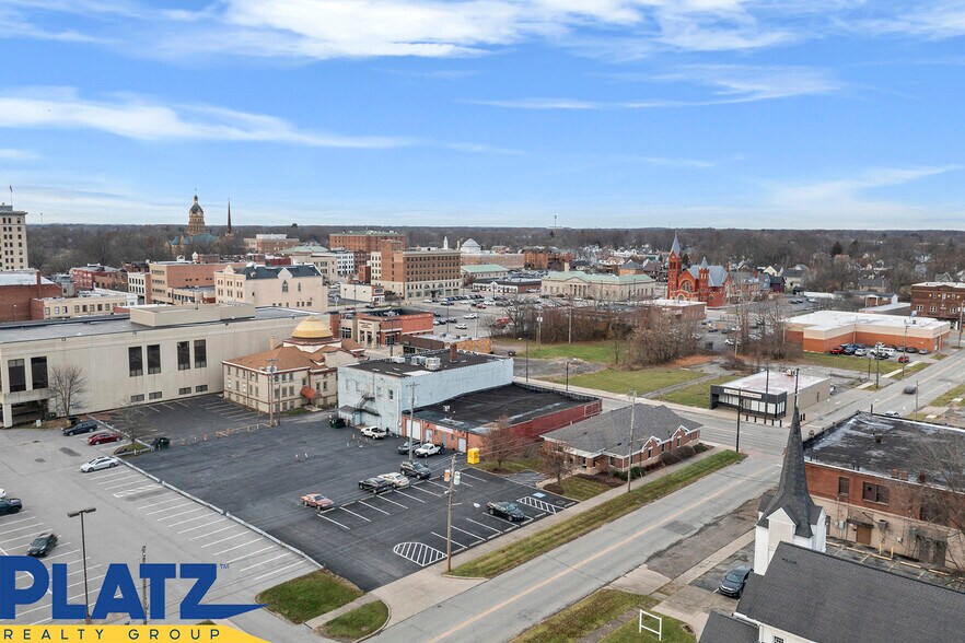 More Photos Of 320 E Market St, Warren Medical For Lease