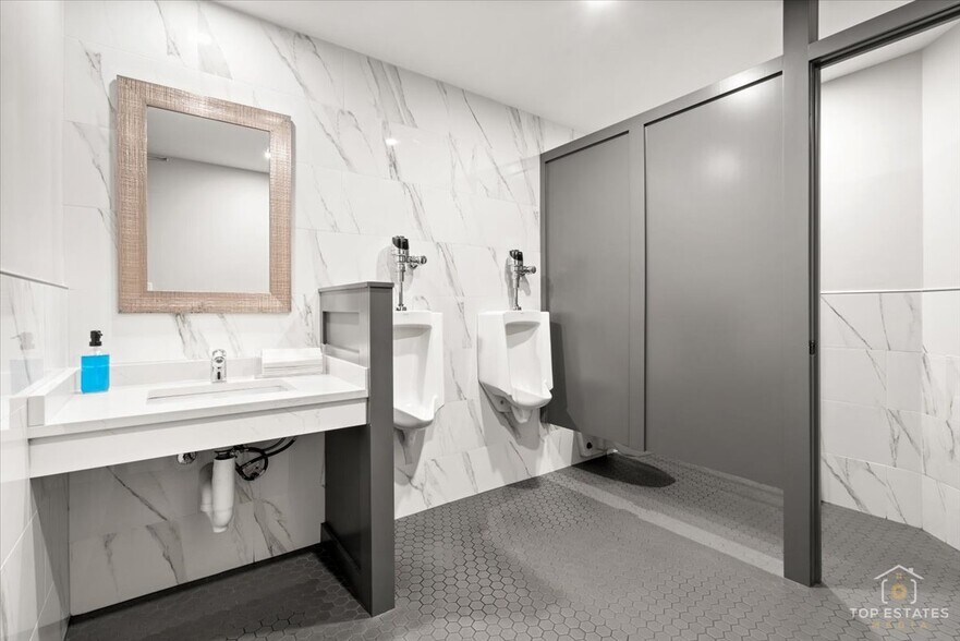 More Photos Of 320 N 2nd St, St Charles Restaurant For Sale