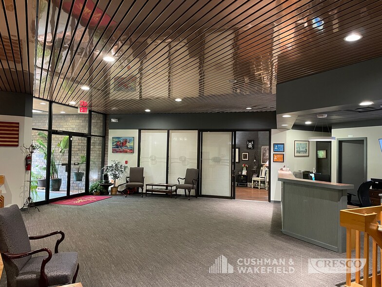 More Photos Of 7941 Ravenna Rd, Hudson Office For Sale