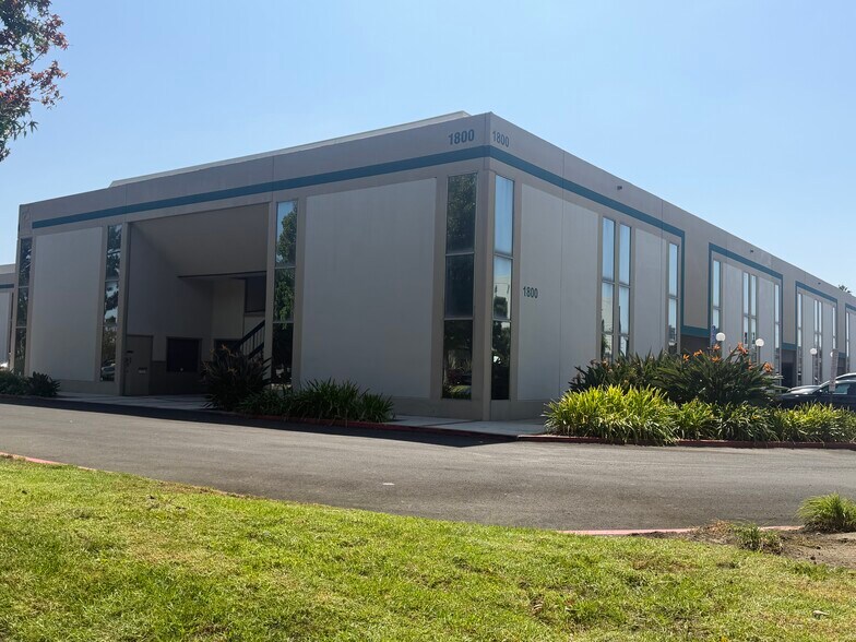 More Photos Of 1800 E Garry Ave, Santa Ana Office For Sale