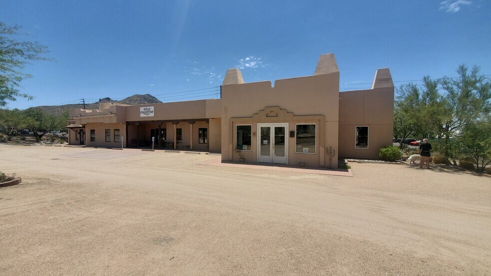 More Photos Of 6070 E Cave Creek Rd, Cave Creek Storefront Retail Office For Lease