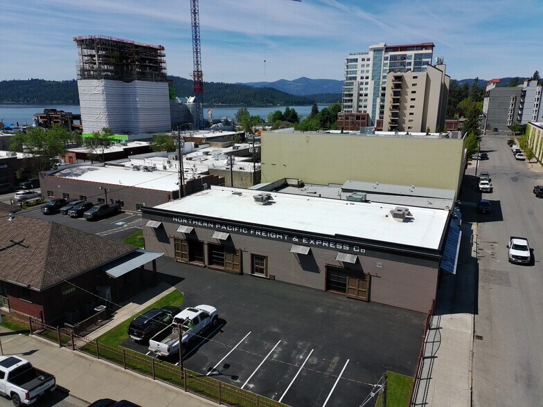 More Photos Of 216 E Coeur D Alene Ave, Coeur d'Alene Bar For Lease