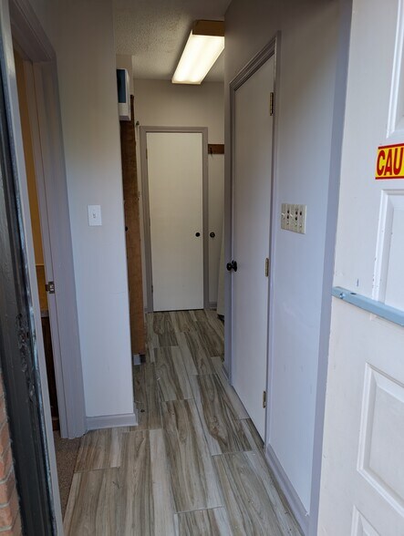 More Photos Of 722 Crossover Ln, Memphis Medical For Lease