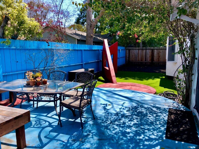 More Photos Of 418 Willow Rd, Menlo Park Office For Lease
