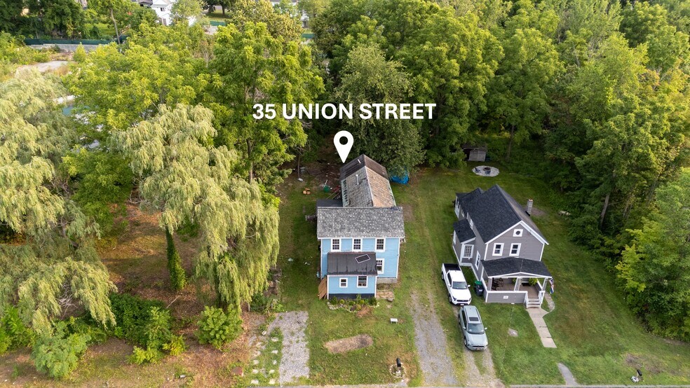 More Photos Of 35 Union St, Ballston Spa Flex For Sale