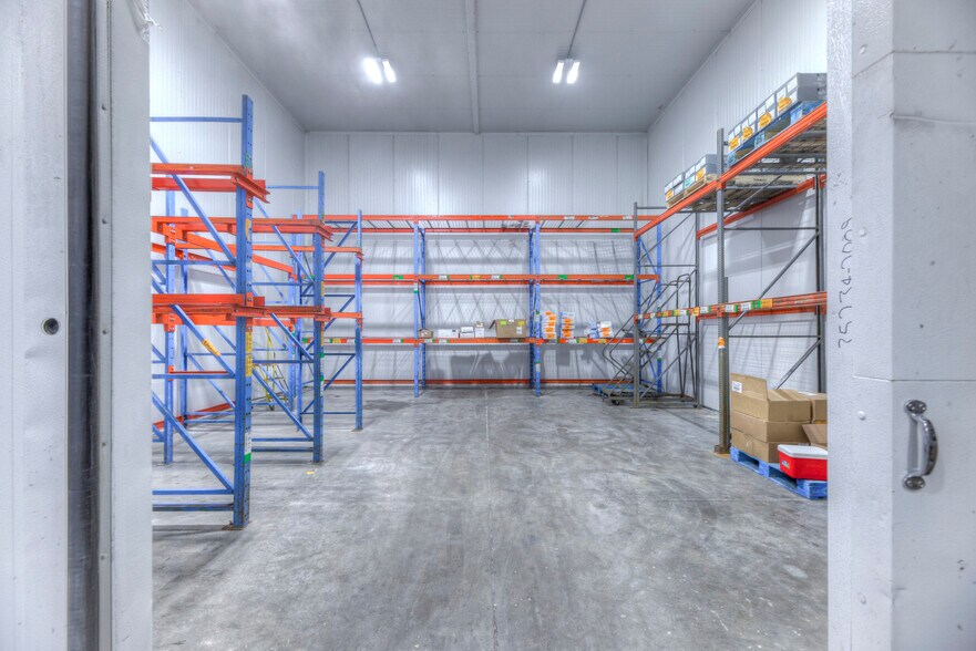 More Photos Of 1691 N 161st East Ave, Tulsa Distribution For Lease