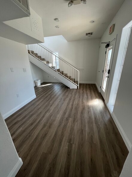 More Photos Of 6150 Transverse Dr, Las Vegas Office For Sale