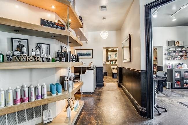 More Photos Of 250 W Olmos Dr, San Antonio Storefront Retail Office For Lease