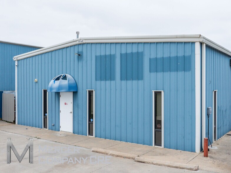 More Photos Of 3035 NE 23rd St, Oklahoma City Industrial For Sale