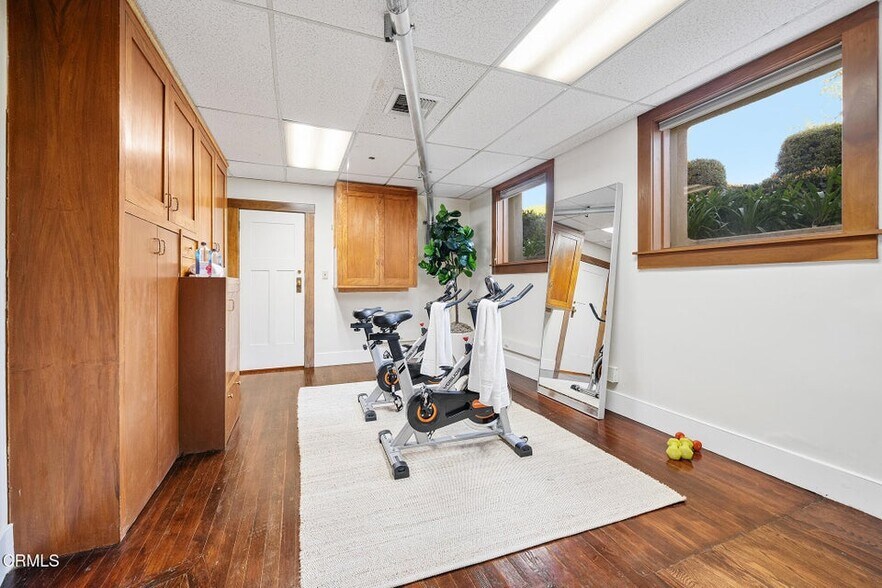 More Photos Of 380 Green St, Pasadena Office Residential For Sale