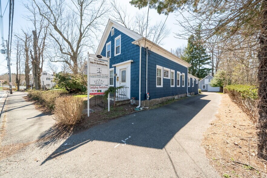 More Photos Of 1406 Tucker Rd, Dartmouth Office For Sale