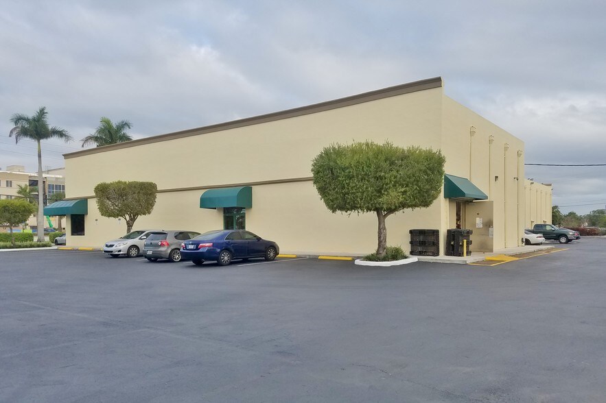 More Photos Of 2950 N State Road 7, Margate Unknown For Lease