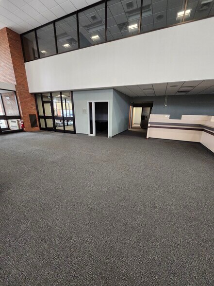 More Photos Of 2 N Mill St, New Castle Bank For Sale