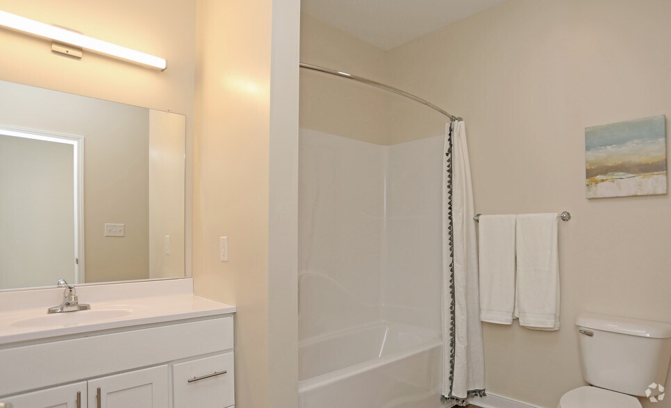 More Photos Of 240 State St, Schenectady Apartments For Lease
