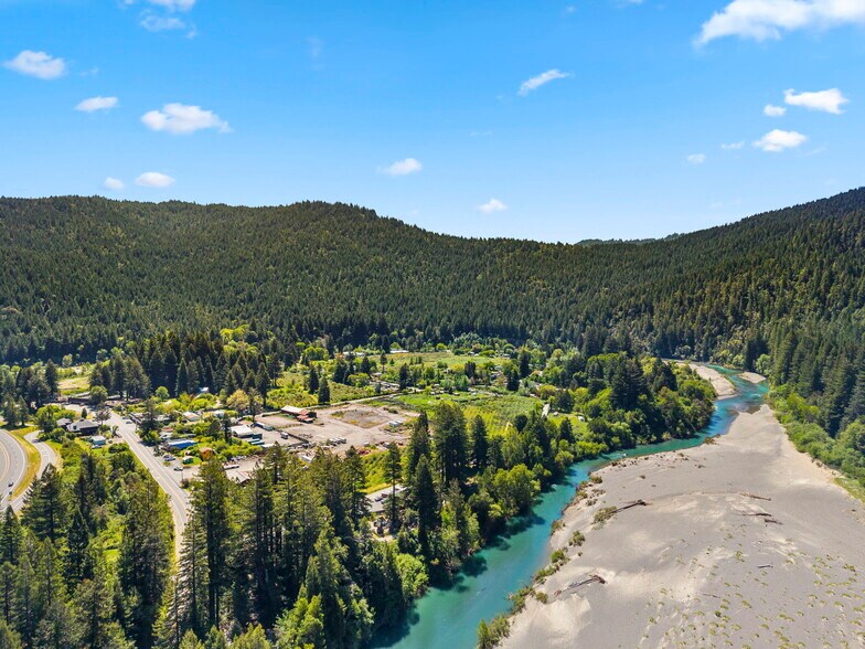 More Photos Of 12946 Avenue of the Giants, Myers Flat Storefront Retail Office For Sale