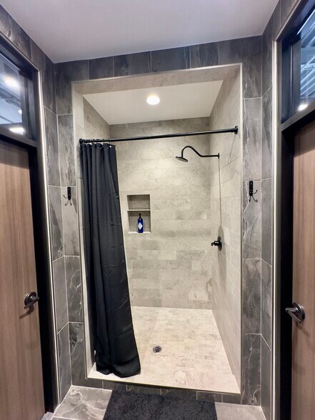 More Photos Of 11520 Davis Dr, Alpharetta Office For Lease