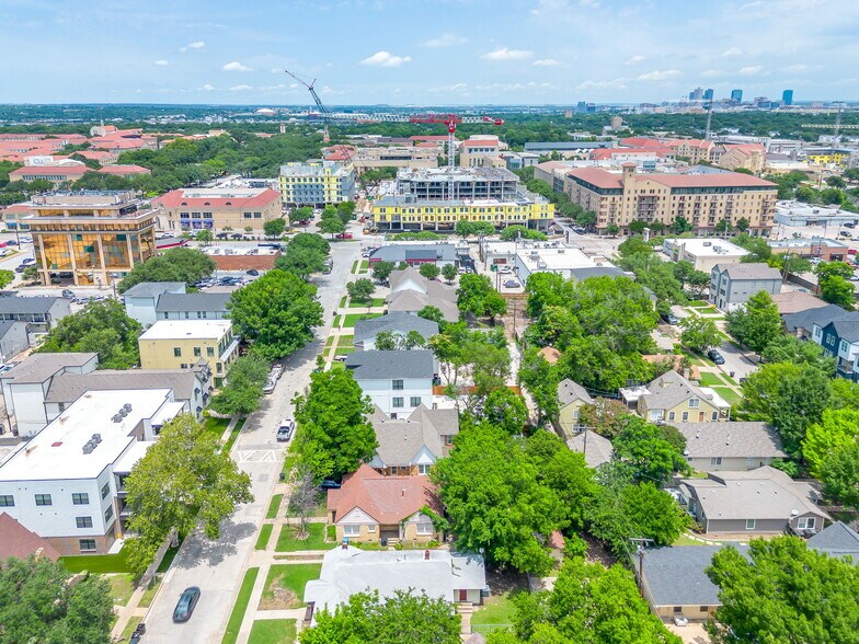 More Photos Of 3133 Cockrell Ave, Fort Worth Apartments For Sale
