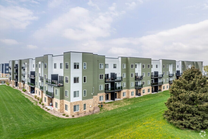 More Photos Of 2515 Gaston Rd, Cottage Grove Apartments For Lease