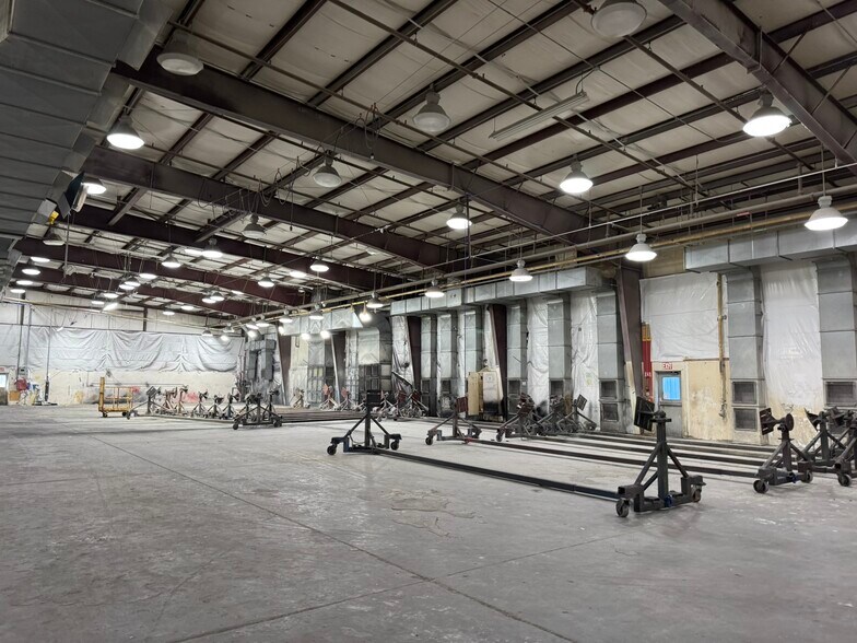 More Photos Of 601 Gil Harbin Industrial Blvd, Valdosta Manufacturing For Sale