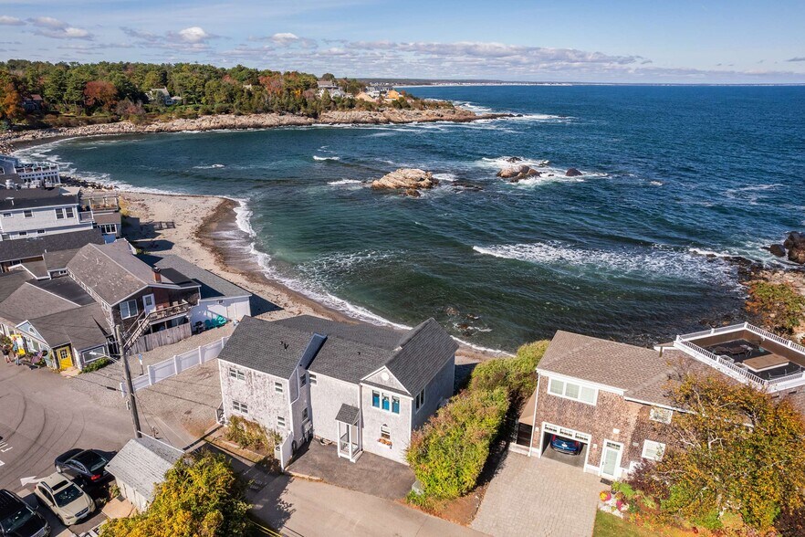 More Photos Of 3 Harbor Lane, Ogunquit Apartments For Sale