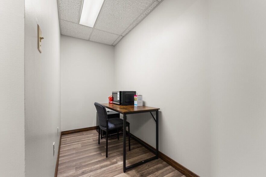 More Photos Of 600 Commerce Dr, Coraopolis Office Residential For Sale