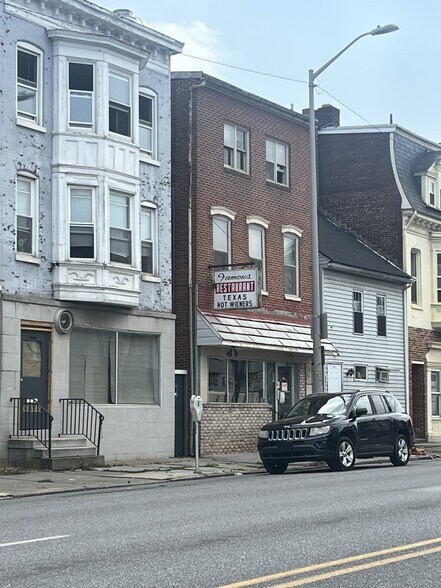 Primary Photo Of 652 W Market St, York Storefront Retail Residential For Sale