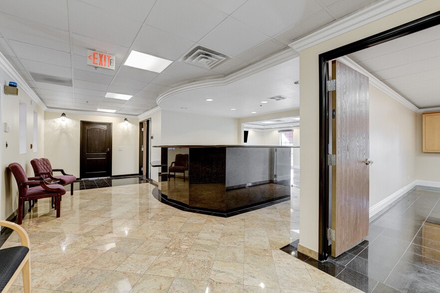 More Photos Of 3470 E Russell Rd, Las Vegas Office For Sale