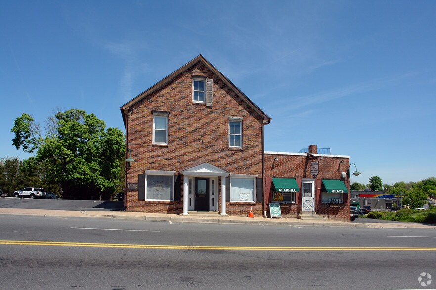 More Photos Of 26315-26317 Ridge Rd, Damascus Freestanding For Sale