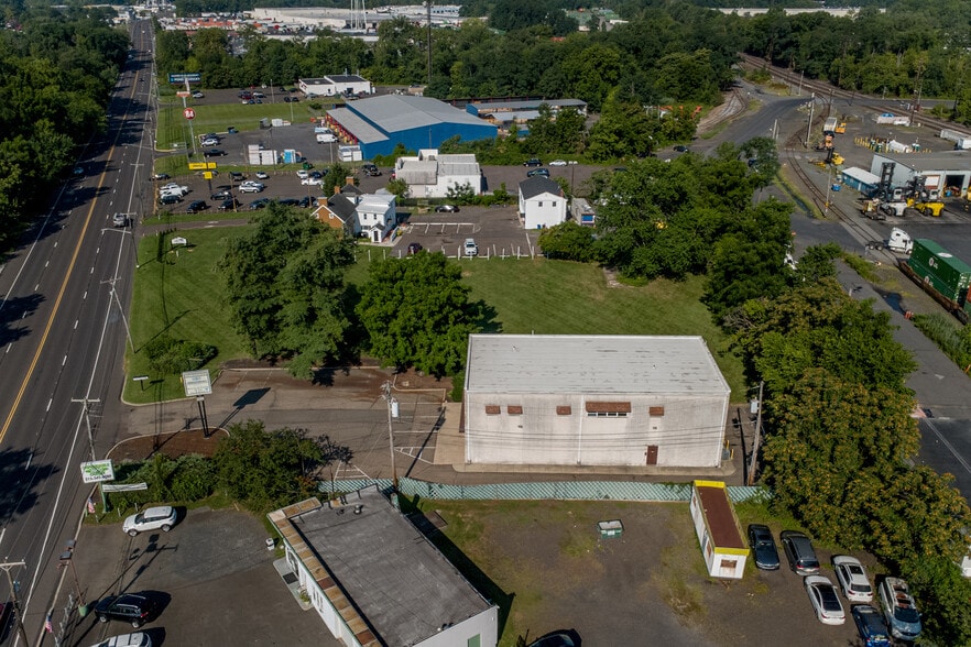 More Photos Of 329 Lincoln Hwy, Fairless Hills Warehouse For Sale