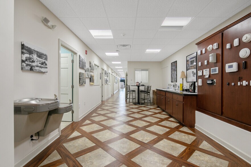 More Photos Of 127 Hay St, Fayetteville General Retail For Sale