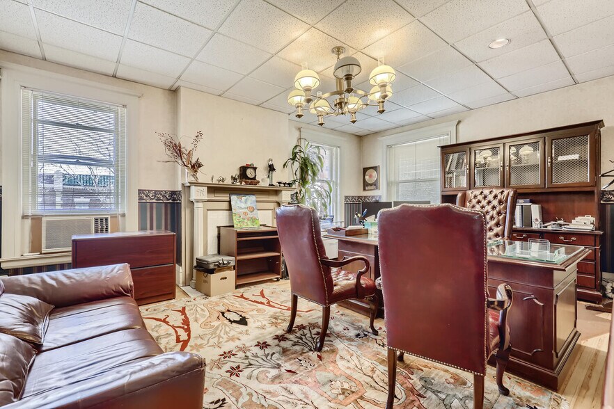 More Photos Of 1600 Pennsylvania St, Denver Office Residential For Sale