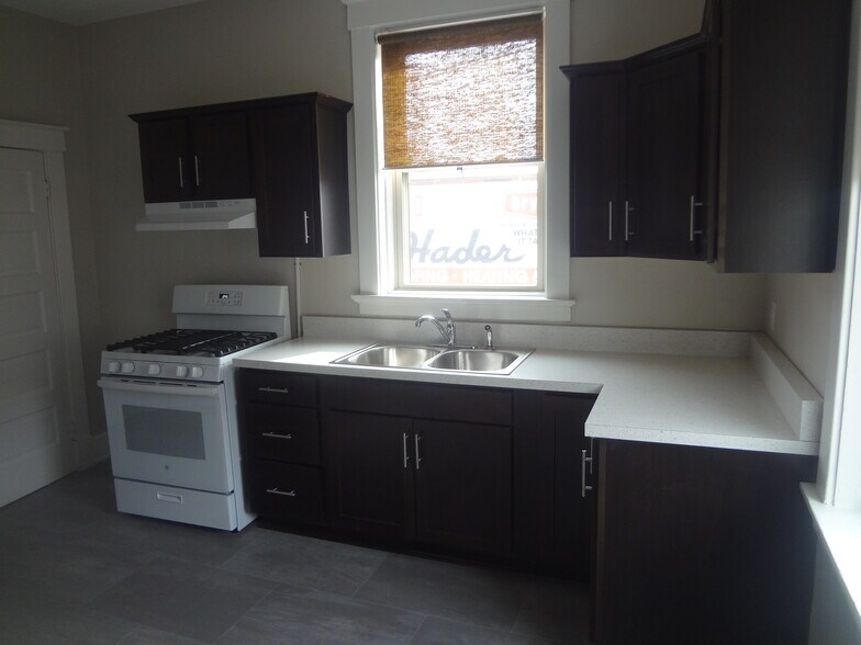 More Photos Of 3339 Harrison Ave, Cincinnati Storefront Retail Residential For Sale