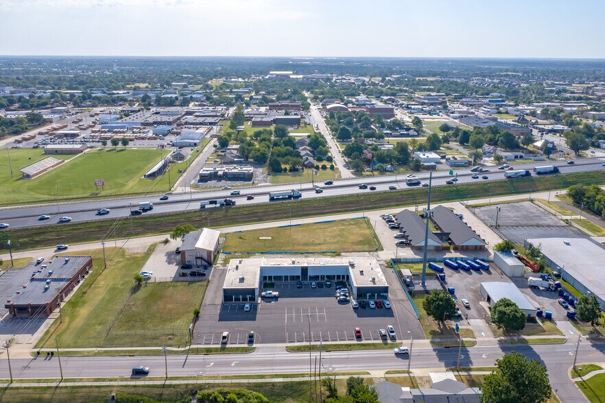 More Photos Of 301 S I-35 Ser Rd, Moore Land For Sale