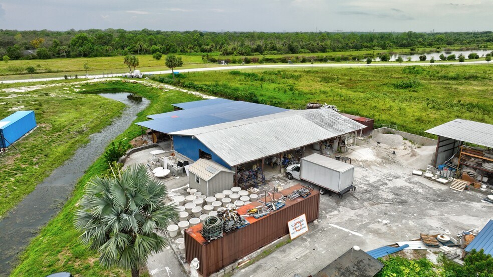 More Photos Of 17250 SW Railroad Ave, Indiantown Manufacturing For Sale