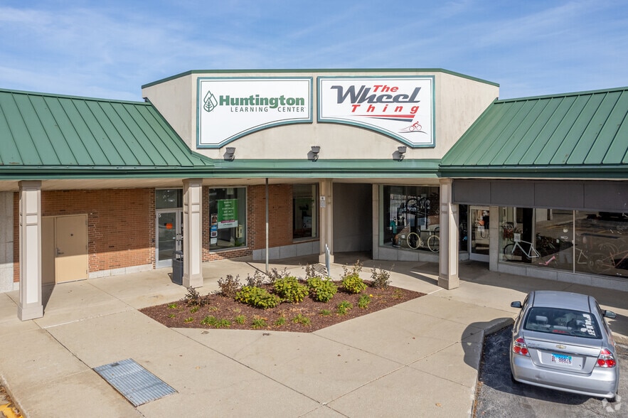 More Photos Of 333-445 S La Grange Rd, La Grange Park Unknown For Lease