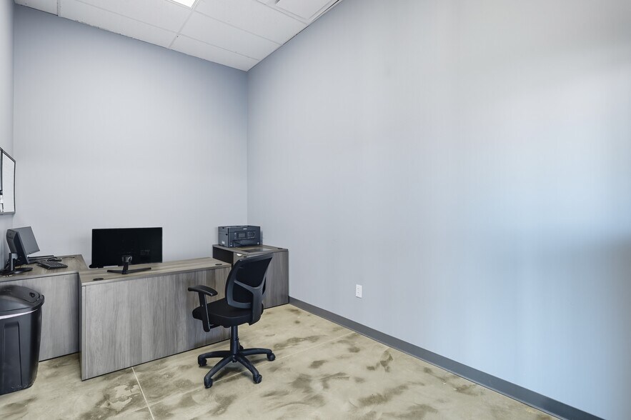 More Photos Of 4680 I-55 N Frontage Rd, Jackson Freestanding For Lease