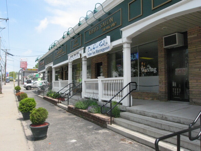 Primary Photo Of 1175-1195 N Main St, Randolph Unknown For Lease