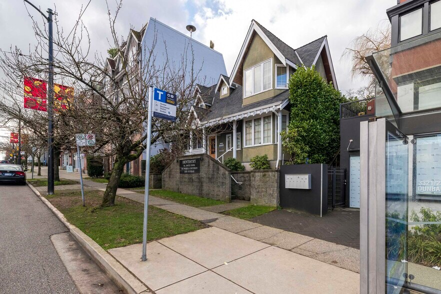 More Photos Of 3335 Dunbar St, Vancouver Freestanding For Sale