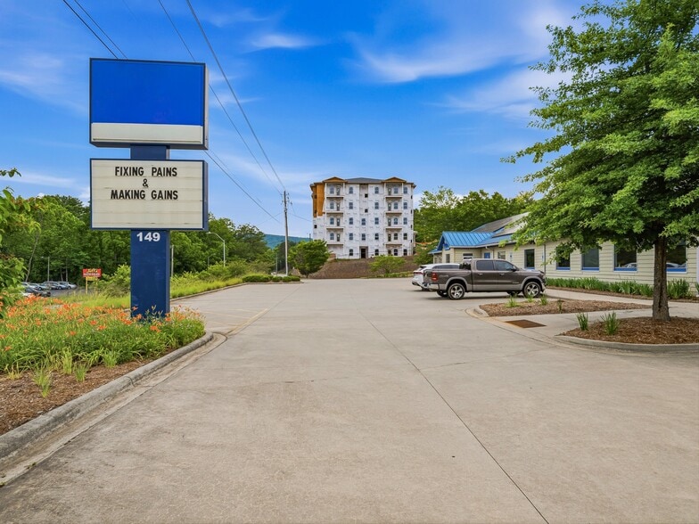 More Photos Of 149 New Leicester Hwy, Asheville Office For Sale
