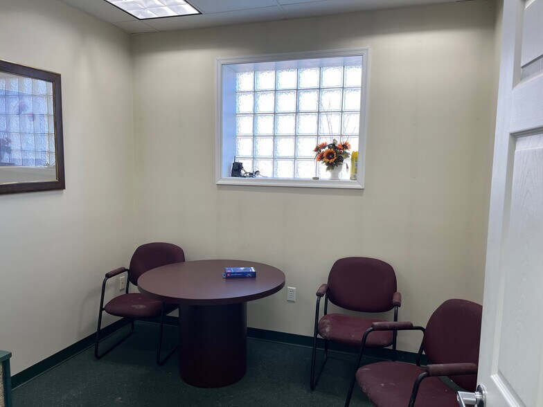 More Photos Of 119 W Bel Air Ave, Aberdeen Storefront For Sale