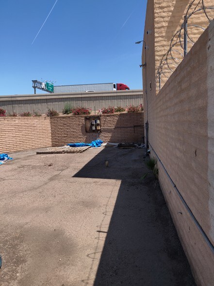 More Photos Of 2401 S 24th St, Phoenix Research And Development For Sale